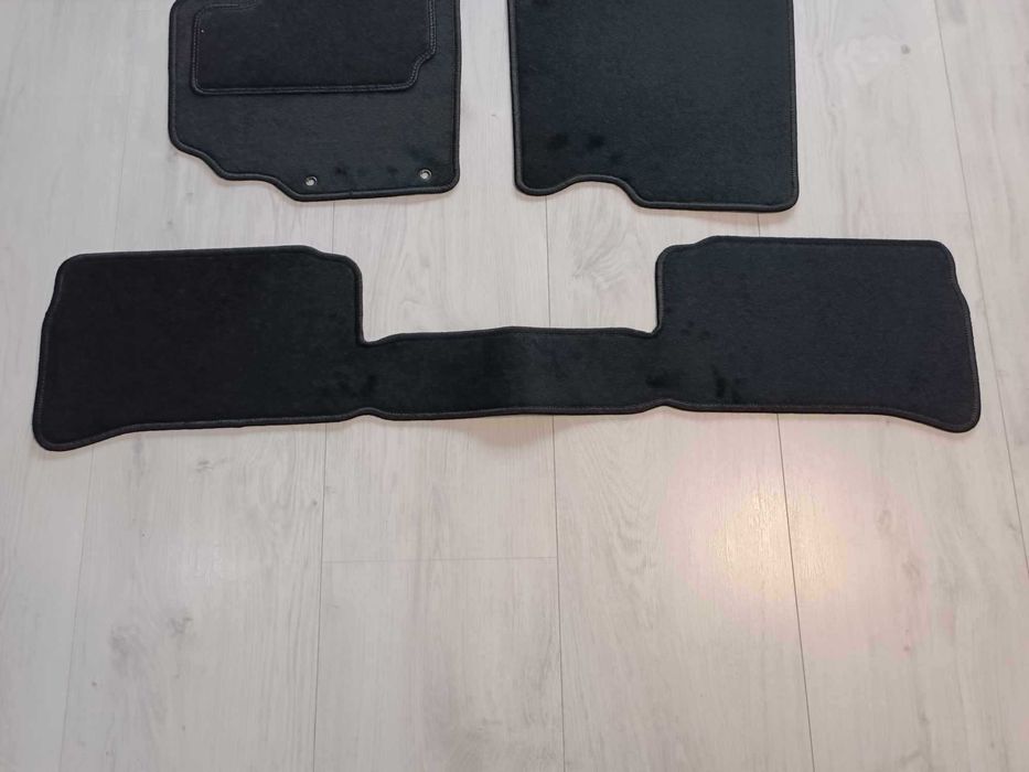 Dywaniki Welurowe Suzuki  Vitara Rocznik 15- Dopasowane