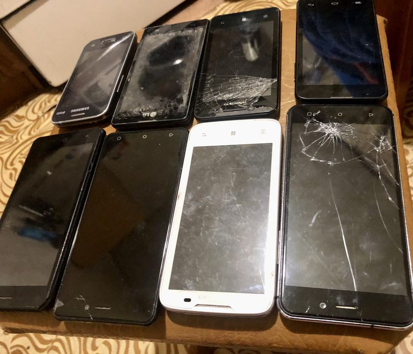 Телефоны на запчасти: 100 грн. - Стаціонарні телефони Кременчук на Olx