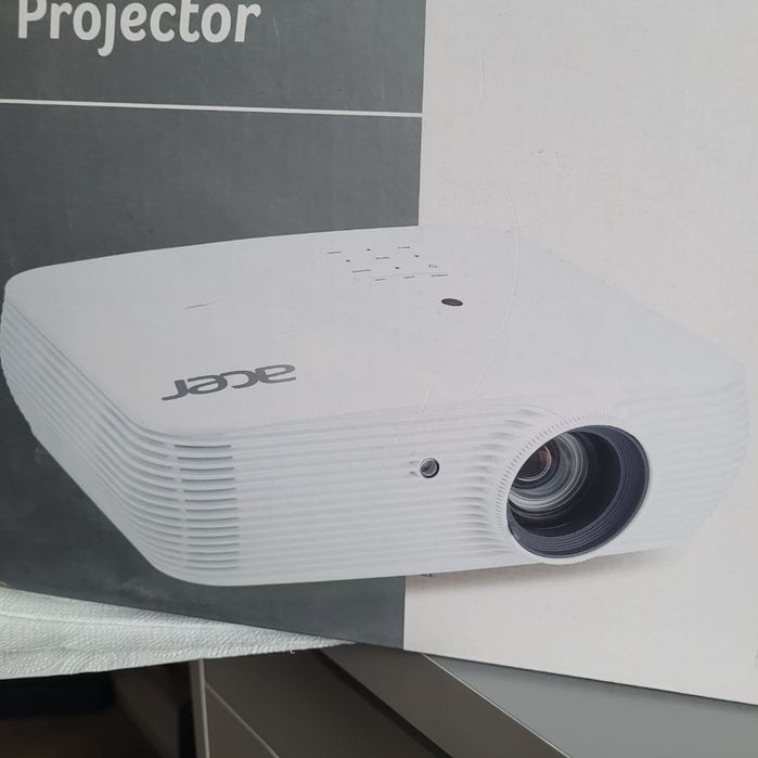 Rzutnik multimedialny Acer h5382bd