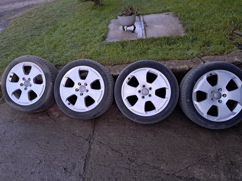 Witam sprzedam felgi do audi.
