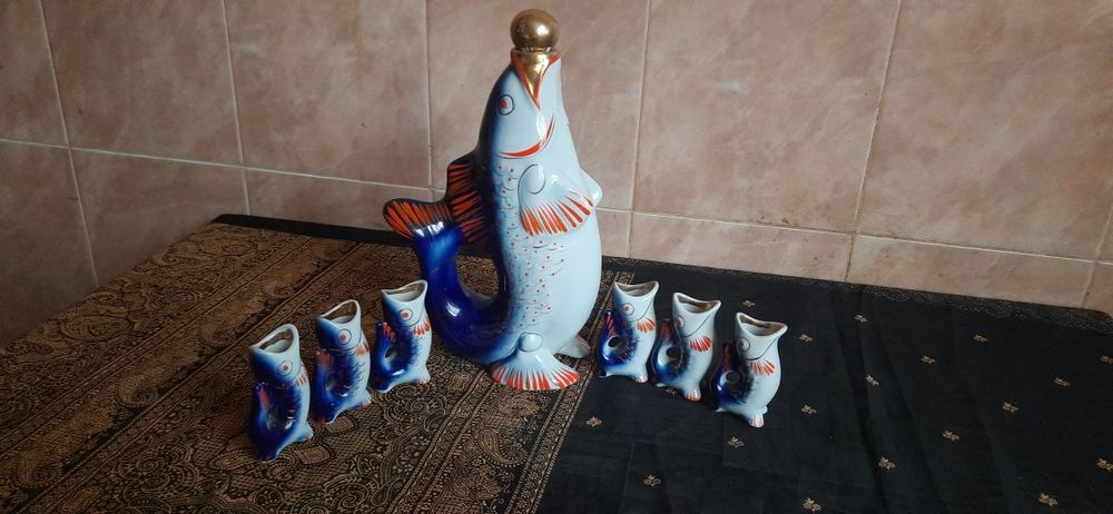 Набор фарфоровый антикварный "Семейство карпов", 60 - 70 года