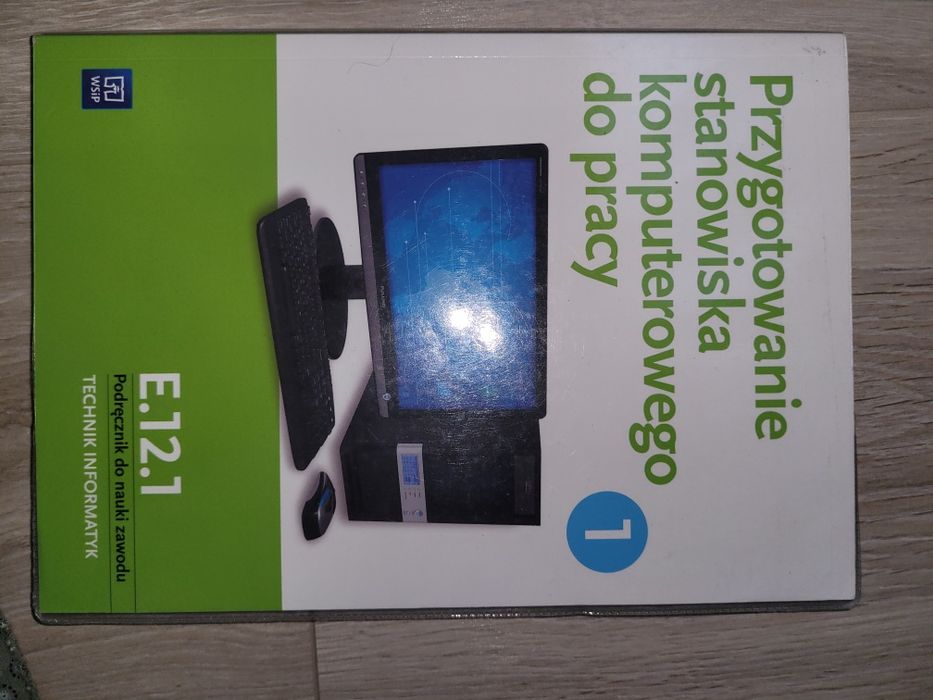 Przygotowanie stanowiska komputerowego do pracy Marciniuk,Pytel