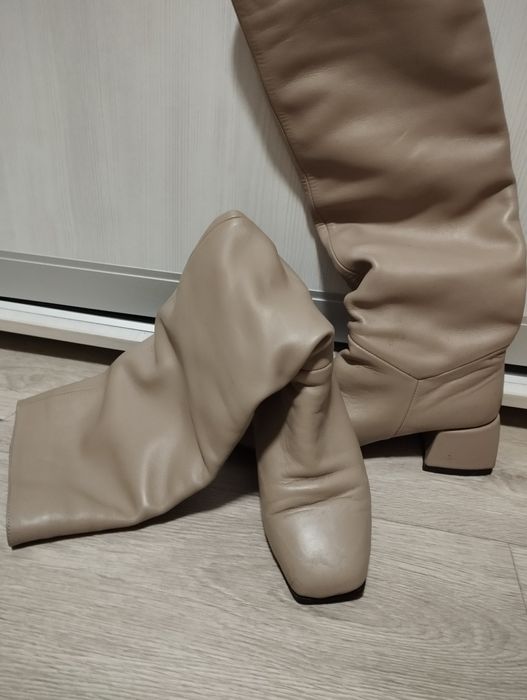 Продам чоботи демі