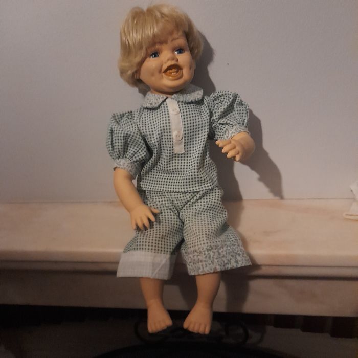 Bonecas de porcelana