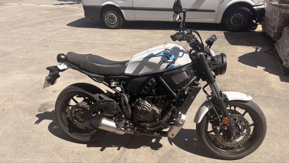 Yamaha XSR 700 Mota