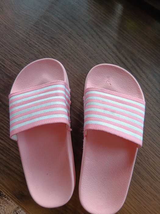 Klapki dziewczęce kapcie Primark rozm. 32
