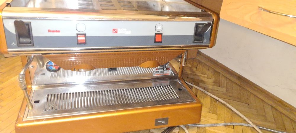 Кавоварка nuova 
simonelli