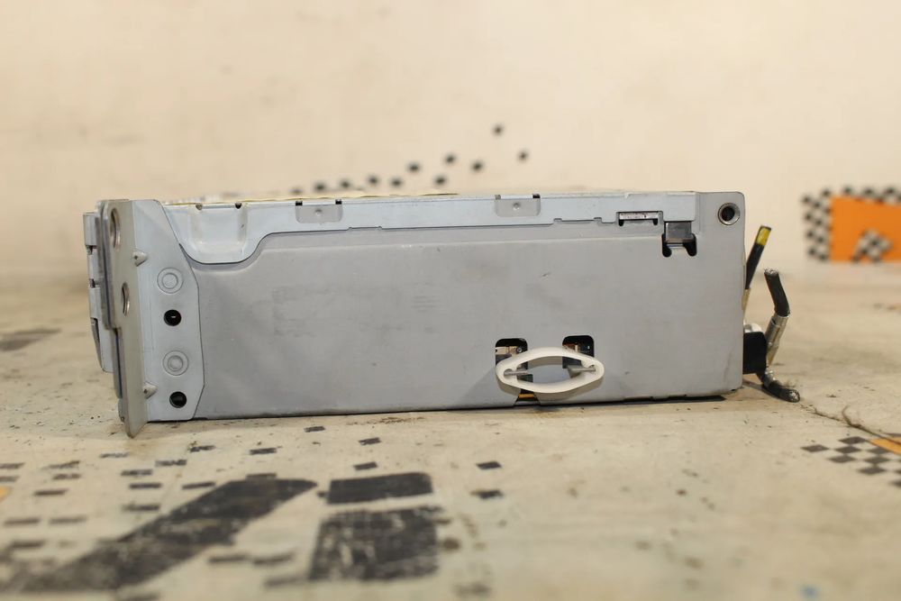 Rádio / auto-rádio BMW 1 (F20)