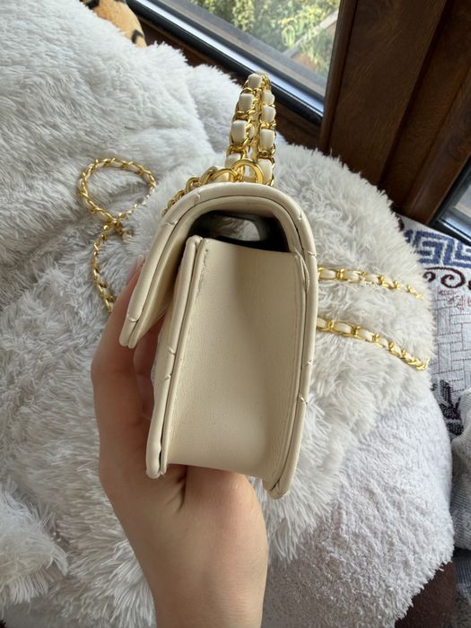 Міні-сумочка в стилі Chanel, стан нової
