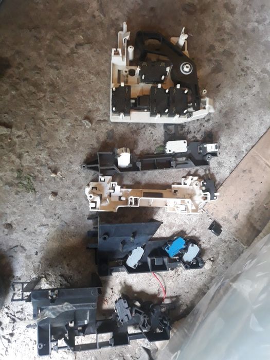 Продам запчастини до микроволновки