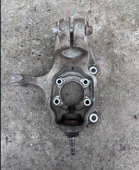 Поворотний кулак перед лево, цапфа,  Jeep Cherokee 3.2 FWD, передний