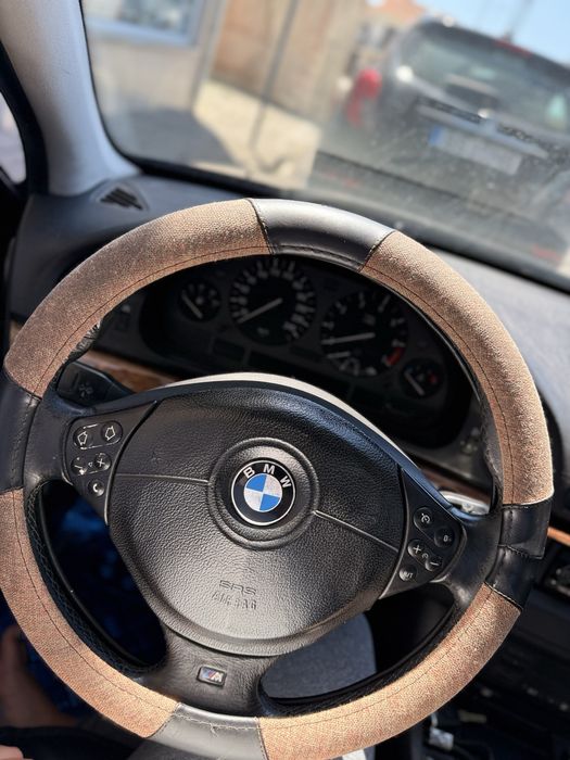 BMW 528i ano 1997 Gasolina