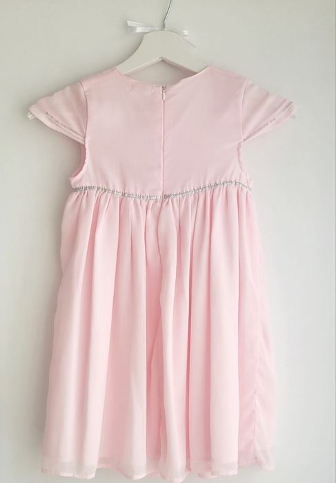 Pudrowa sukienka 128