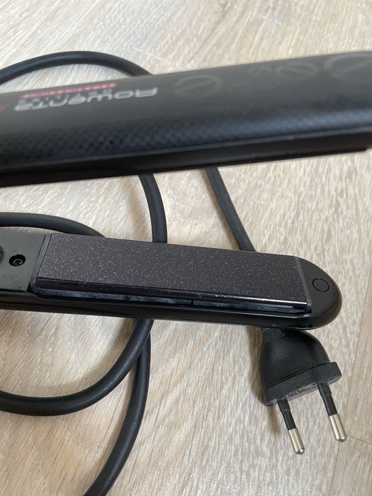 Випрямляч для волосся rowenta sf3132d0