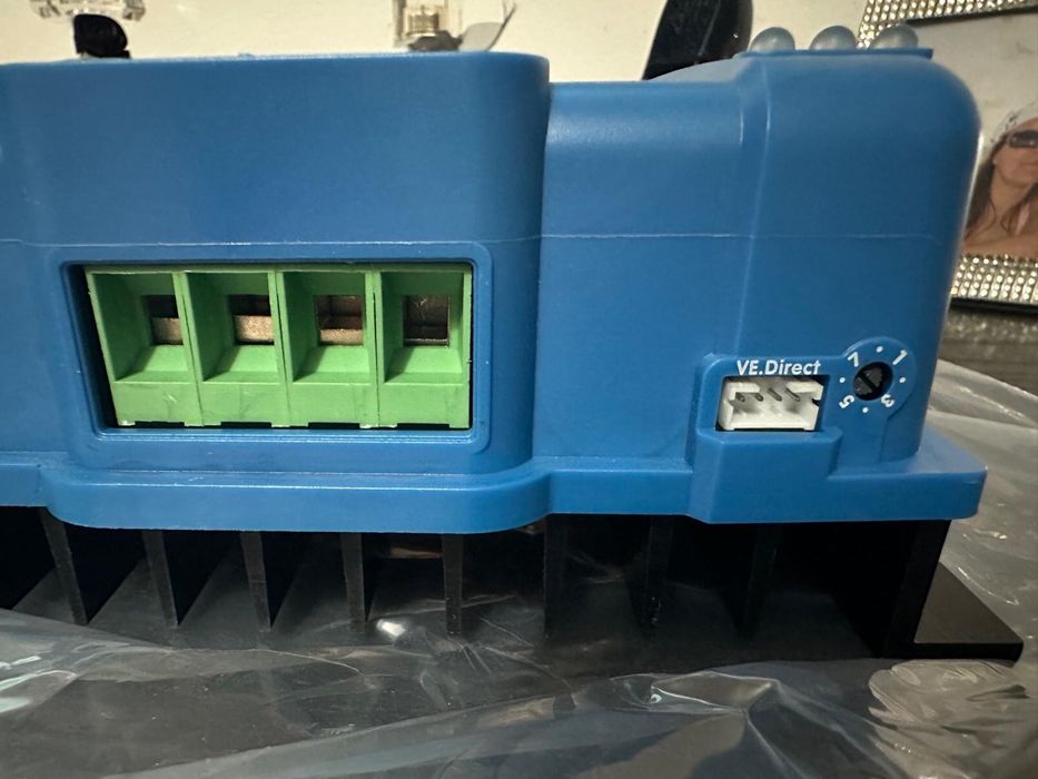 Victron MPPT 100/30