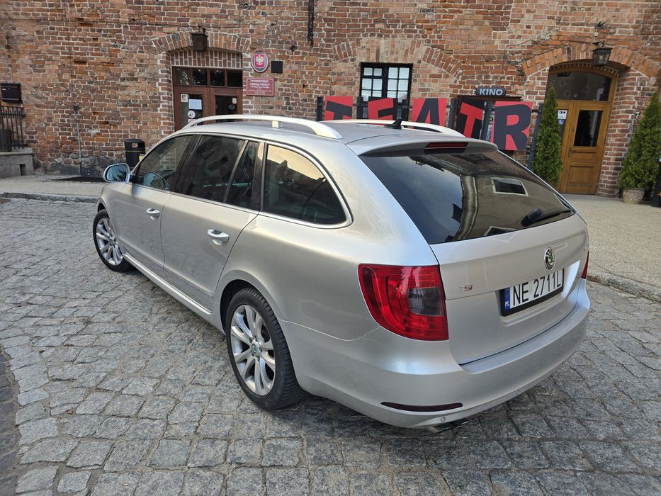 Skoda SuperB 2.0 TSI DSG Kombi