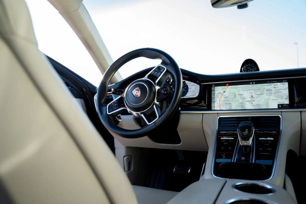 Porsche Panamera 4 E-Hybrid