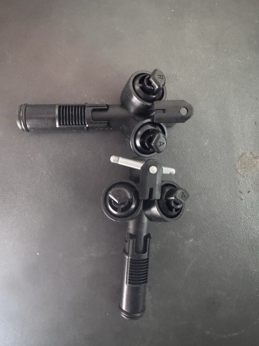 Форсунка омивача фари Volvo XC90 2002-2016 рік