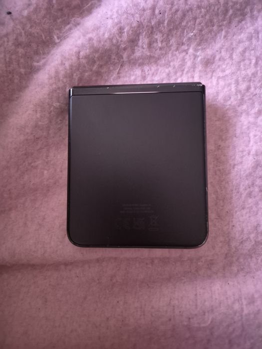 Tenho para troca este samsung Z Flip3