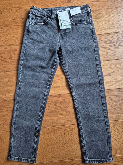 Spodnie jeansowe nowe 128cm