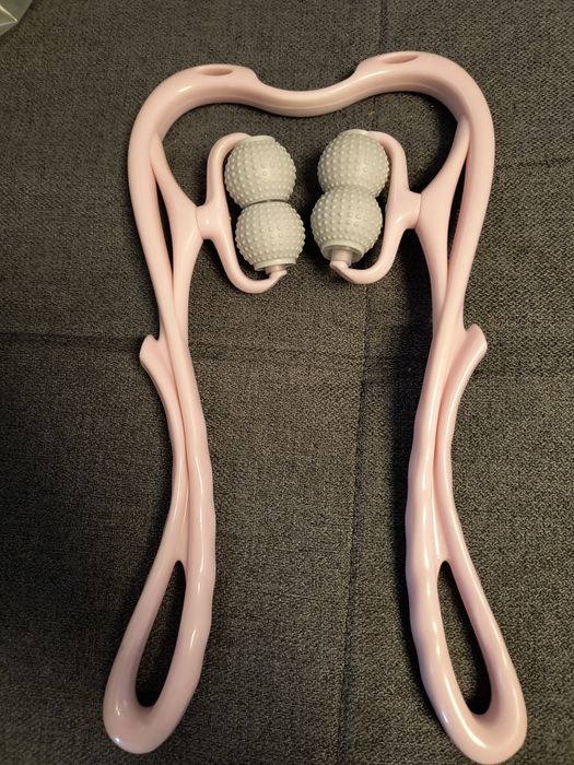 Masażer ręczny do szyi