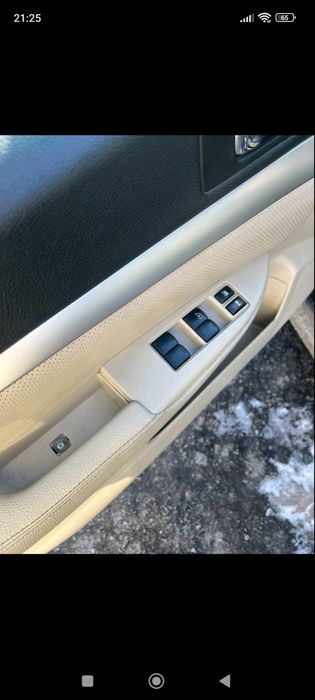 Авто Субару легасі