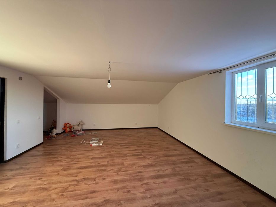 Продаж капітального будинку в селі Бобрик Є ВІДЕООГЛЯД