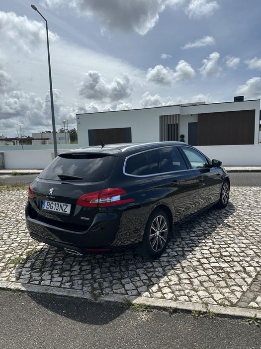 Peugeot 308 SW 1.6 HDi versão Style (120cv)