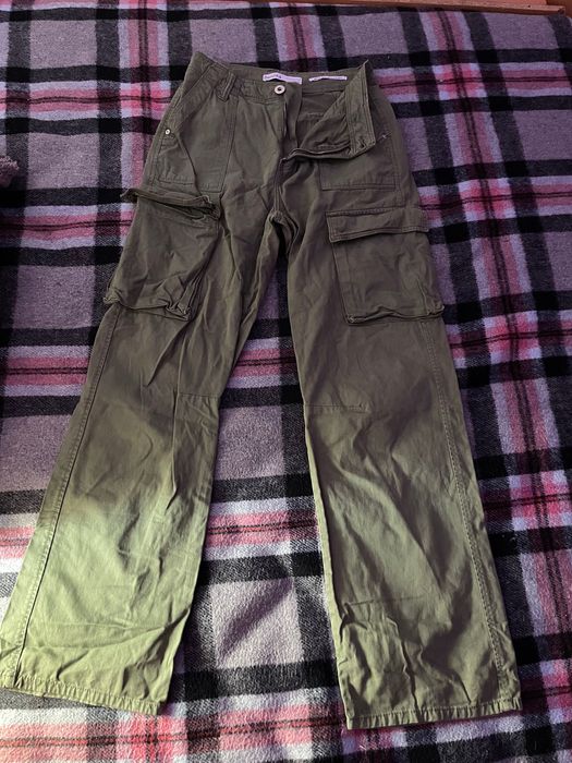 Calças Verdes Estilosas com Bolsos - Conforto e Versatilidade