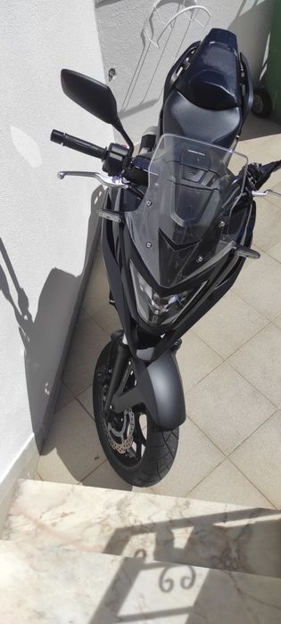 Honda NC750X 2024 com apenas 4.100km