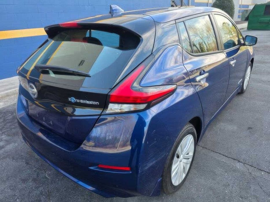 Nissan LEAF SV PLUS      2019