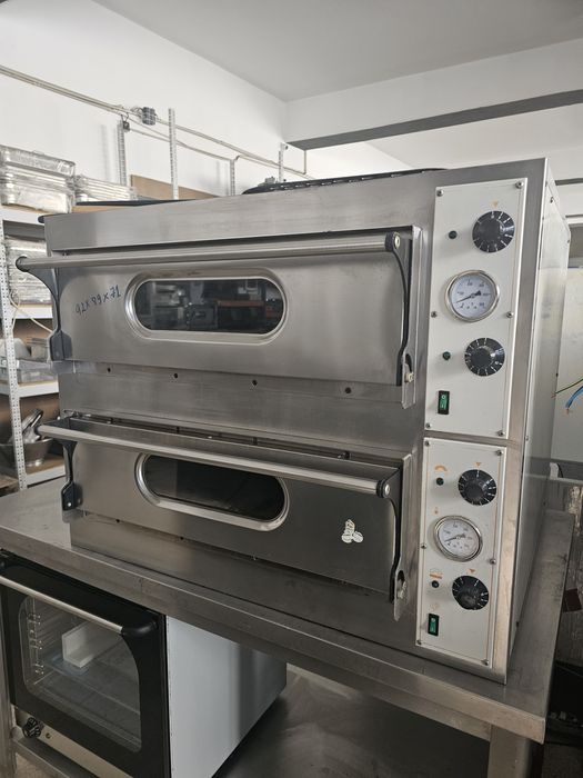 Forno de pizza elétrico