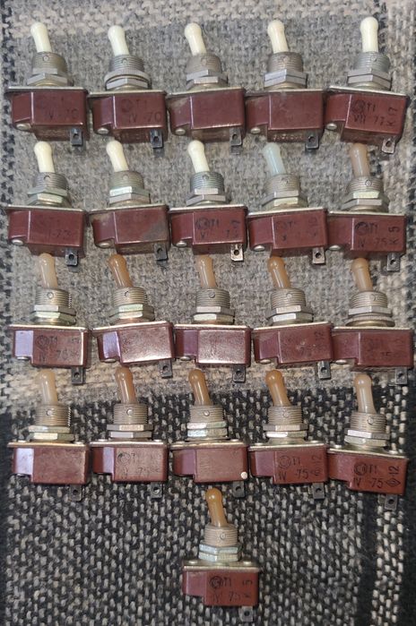 Тумблера разные из далекого прошлого