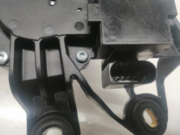 Motor limpa vidros trás VOLKSWAGEN Golf VI (5K1)