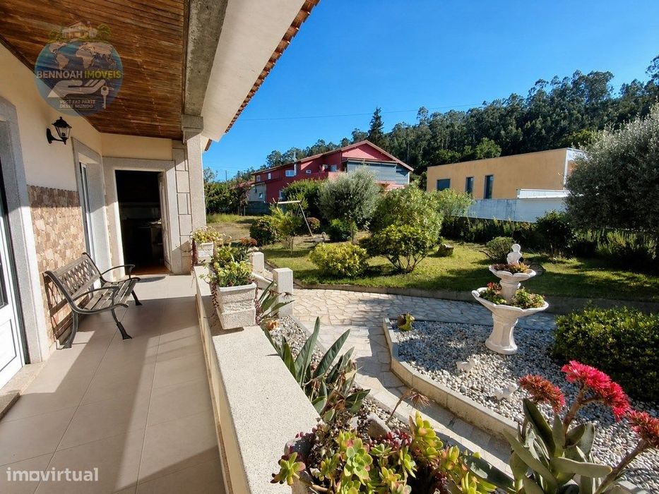 Habitação Unifamiliar T3 com Terreno de 3.780 m² - Bucos, Cabeceira...