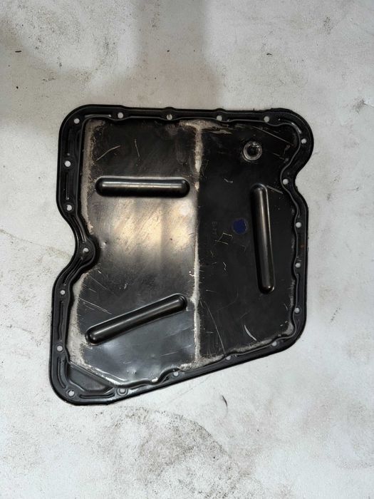 Піддон масляний Renault Master/Trafic 2010- 8200805603 8200805601
