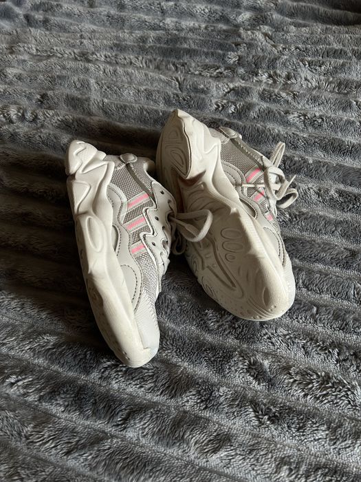 Кросівки Adidas Ozweego