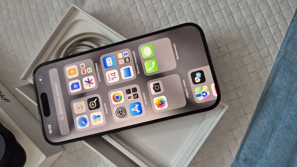 Idealny Iphone 15 pro 128gb , bez rat, nie naprawiany, 100% pewny