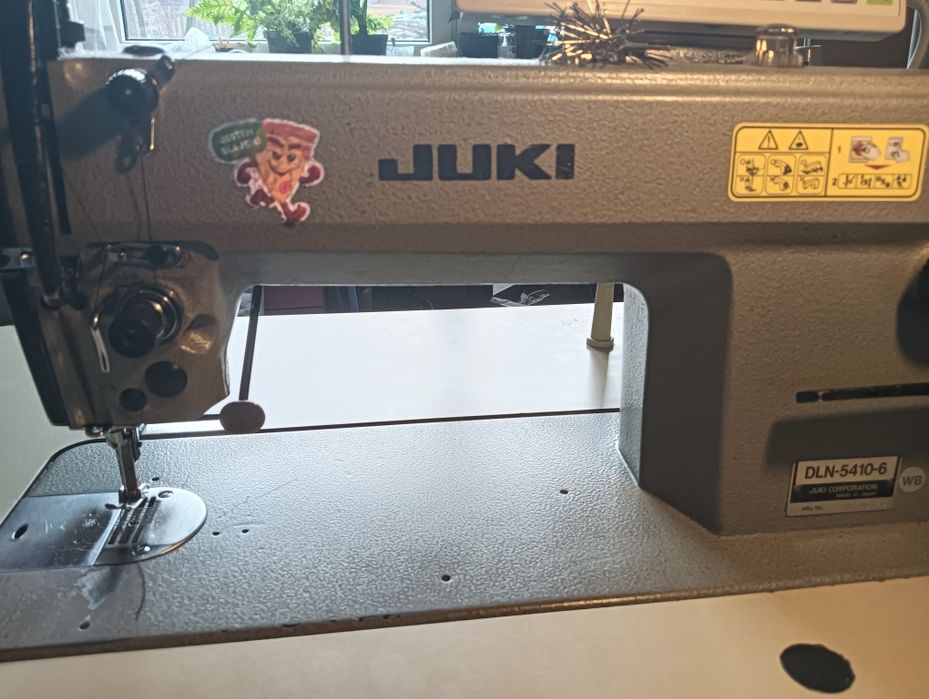 Sprzedam maszynę JUKI