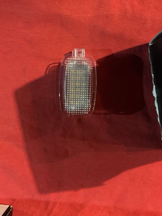 Подсветка двері салону Mercedes W204 216 W212c207x204 GLK w221 r230