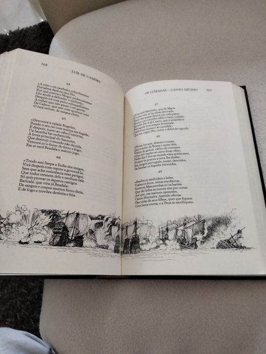 Vendo livro os Lusíadas