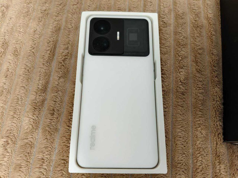 Realme GT Neo 5, 12/256, белый, 8 gen 1