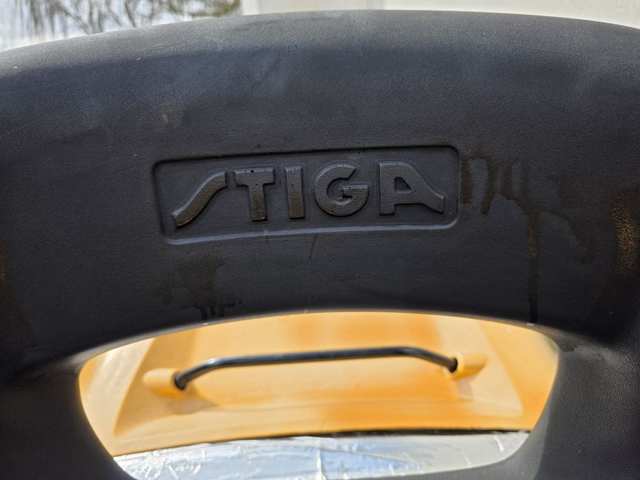 Stiga Traktorek Kosiarka silnik Briggsa 6.5