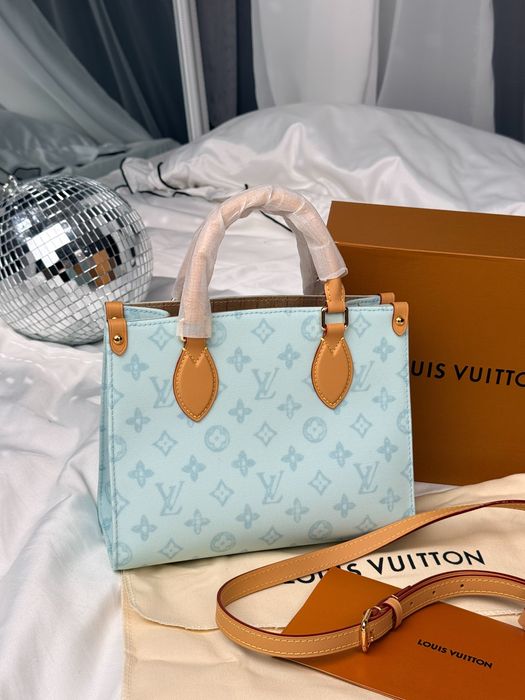 Сумка Louis Vuitton Onthego PM Monogram Mint Monogram Textile