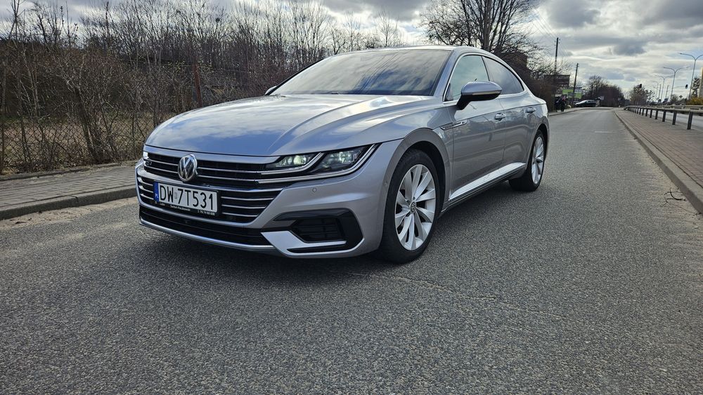 VW Arteon R-Line 2.0TSI/ PL Salon/ Dogitale/ Radary/ El klapa/ Kamery