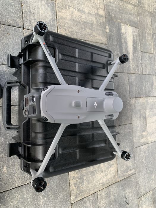 Квадрокоптер Dji Matrice 4T 14г