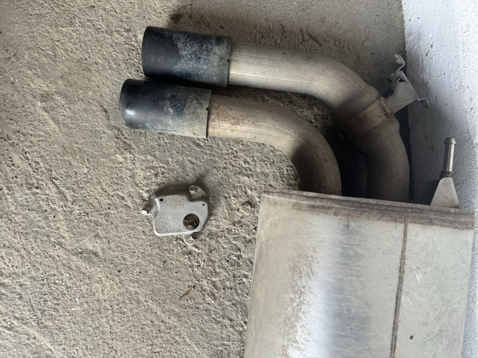 Штатна банка BMW F30