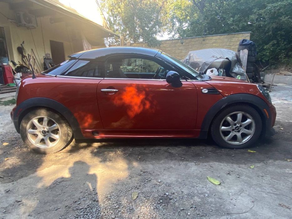 Міні купер двомісний авто