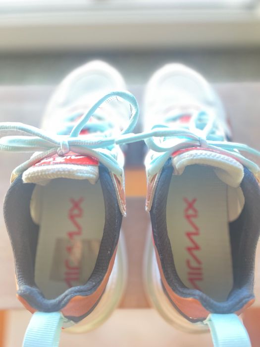 Nike Air Max React 270