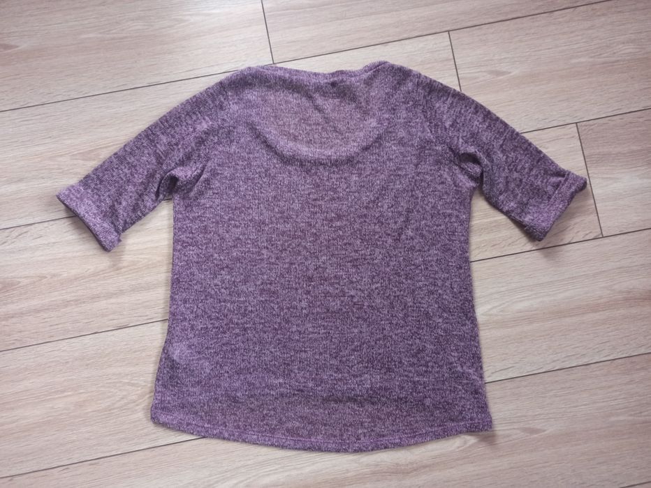 Lekko prześwitujący, śliczny sweterek